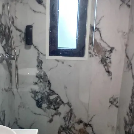 Ninho Da Avo Selvagem *