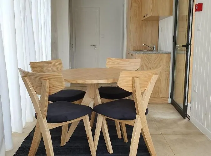 Ninho Da Avo Selvagem *